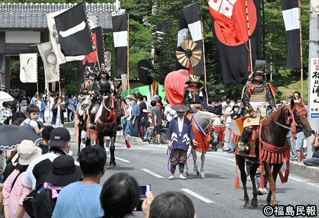 国重要無形民俗文化財「相馬野馬追」が開幕 福島県相双地方 25日まで勇壮に 